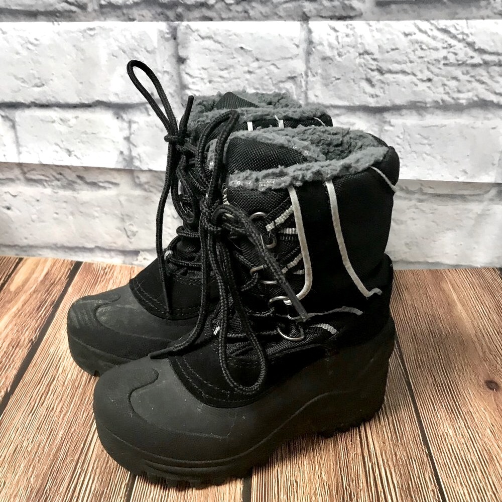 Itasca Snow Kicker Winter Boots Boys size 9